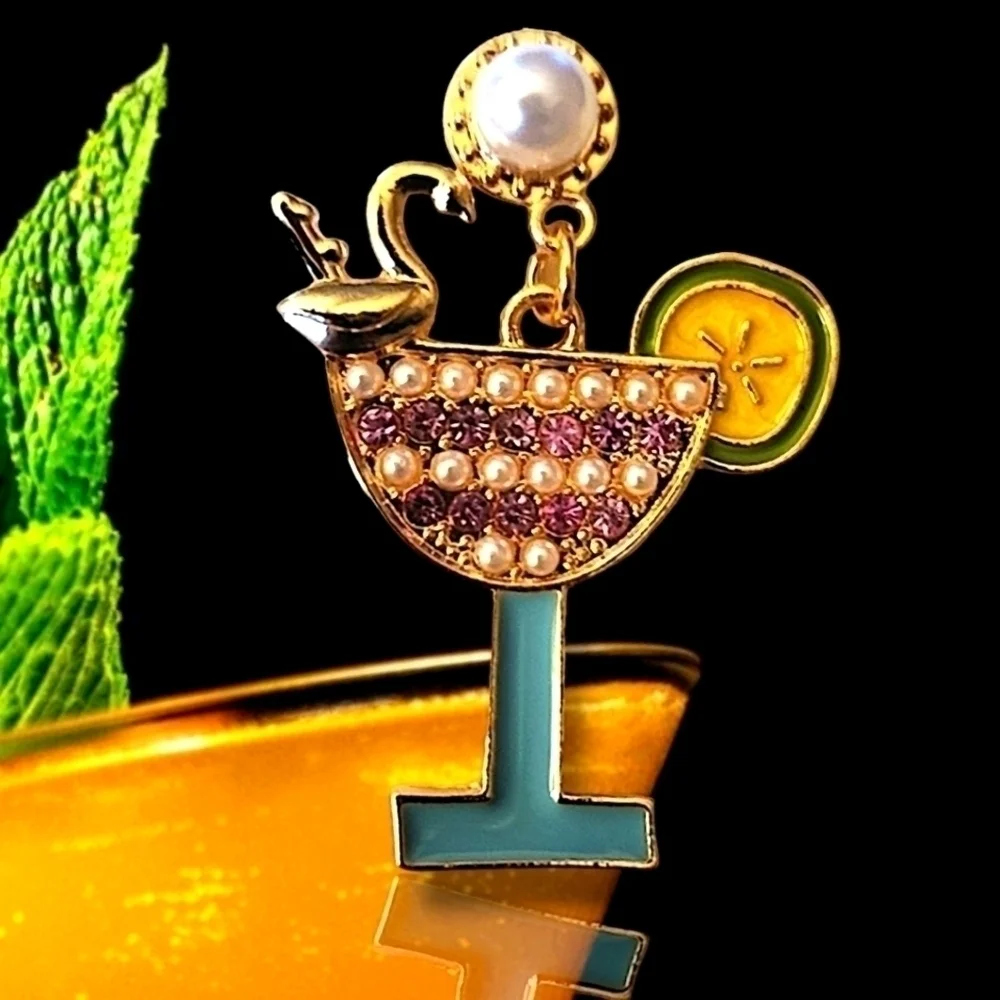 NWT Tropical Drink Earrings!